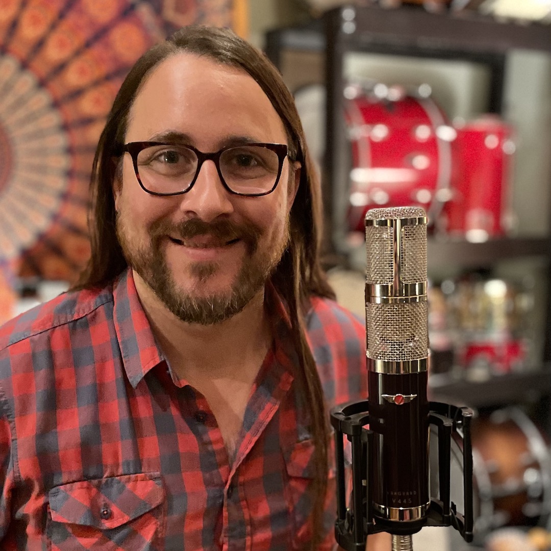 Bobby Holland vanguardaudiolabs microphone